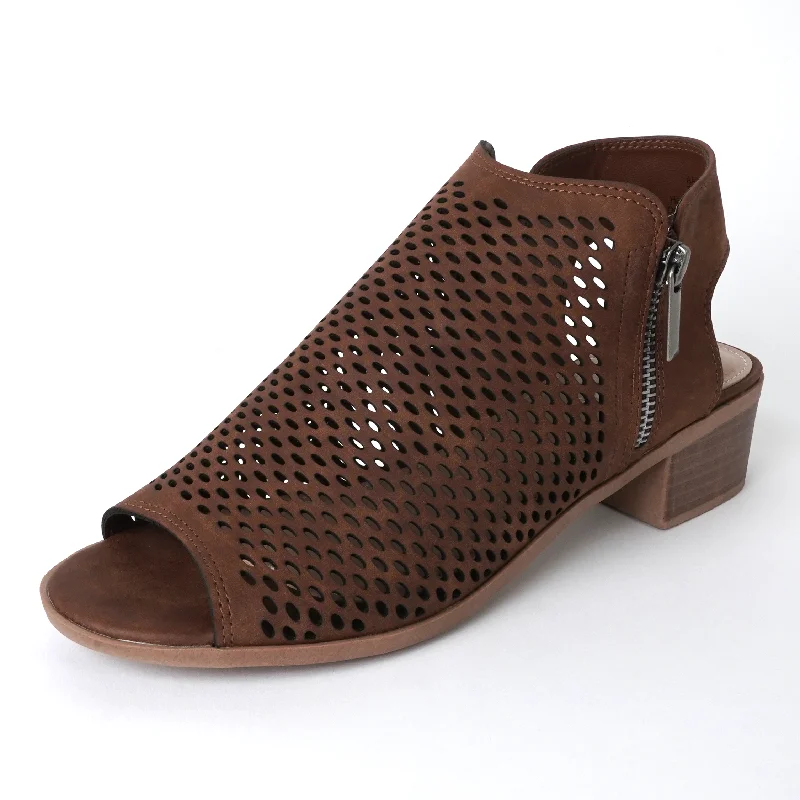 Breathable sandals for airy shore evenings-Tracy | Dark Brown