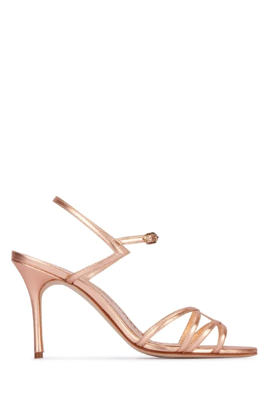 High heels with wispy heel linings -MANOLO BLAHNIK Stylish Pumps for Women - Perfect for Spring 2024