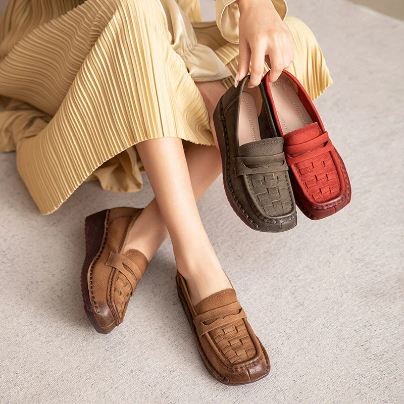 Breathable loafers for warm night comfort-Women Solid Plaited Soft Leather Casual Loafers