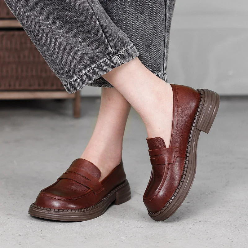 Comfortable loafers for warm evening comfort-Women Retro Casual Minimalist Soft Leather Loafers