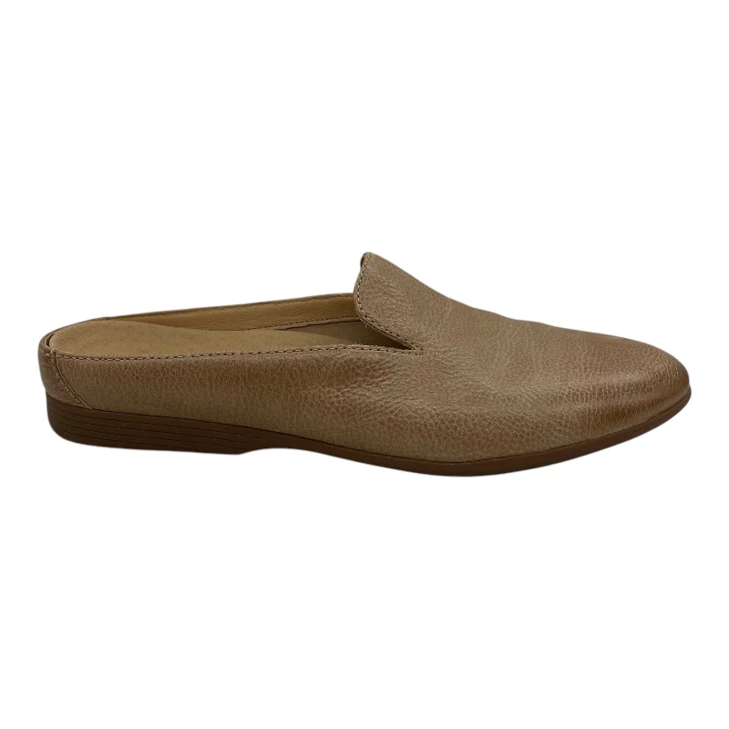 Flats with elastic heel inserts -Shoes Flats By Dansko In Tan, Size:8.5