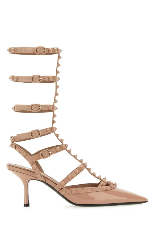 High heels with slim fall contours -VALENTINO GARAVANI Elegant Leather Rockstud Pumps with 6.5 cm Heel