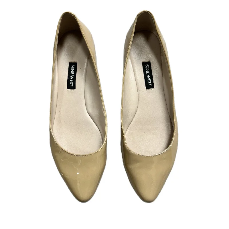 Flats with plush sole padding -Shoes Flats By Nine West In Tan, Size: 7