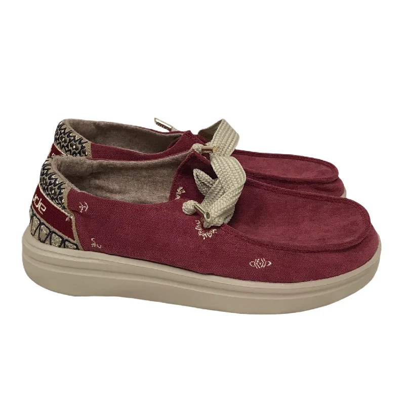 Flats for casual snowy strolls -Shoes Flats By Hey Dude In Red & Tan, Size: 9