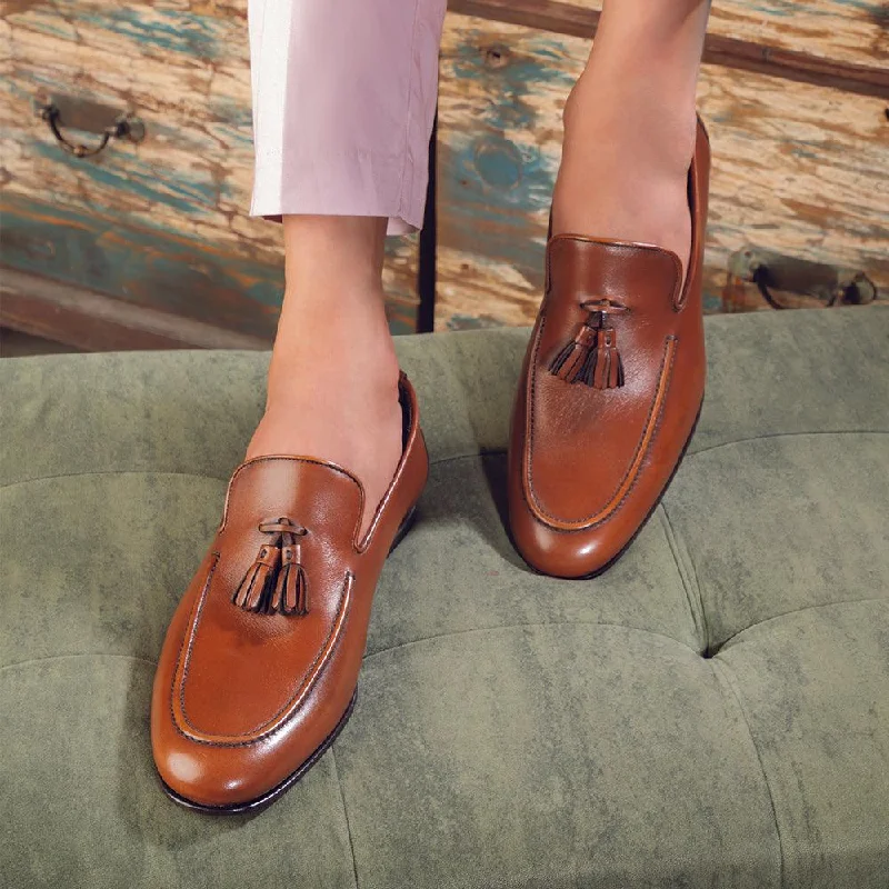 Lightweight loafers for hot evening walks-The Mancio Tan Men's Handcrafted Leather Loafers Tresmode