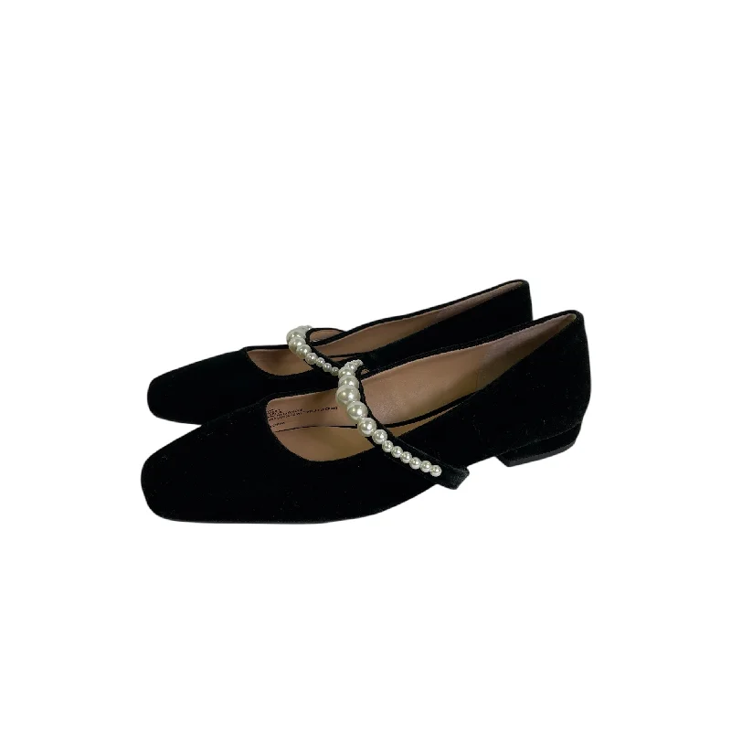 Flats for rainy frost strolls -Shoes Flats By On 34th In Black & White, Size:8.5